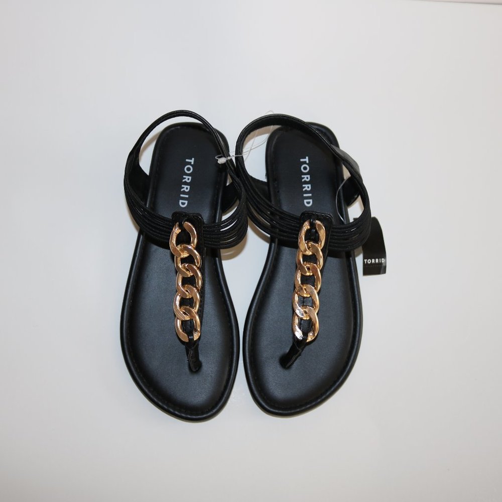 Torrid Oversized Chain T-Strap Sandal (WW) Size 6